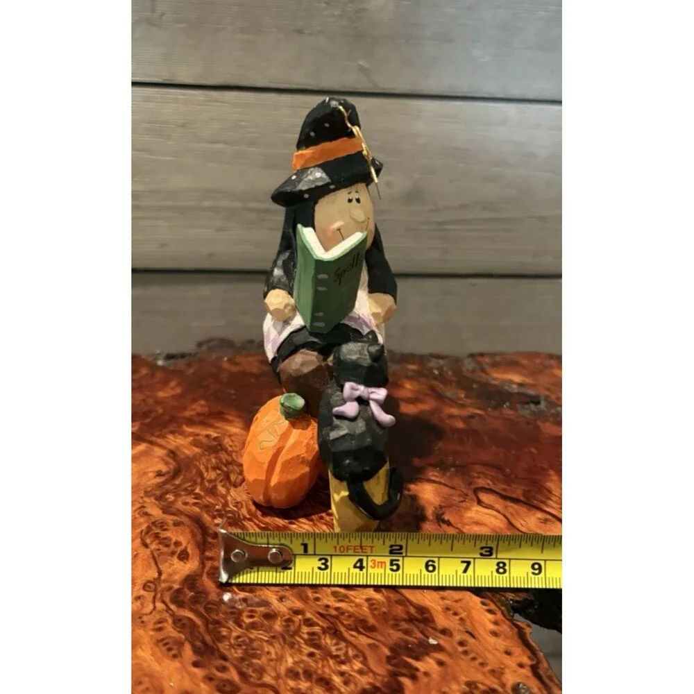 Vintage Eddie Walker Halloween Witch N Spells Figurine Used